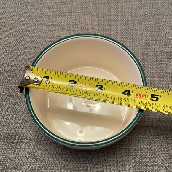 Pfaltzgraff WINTERBERRY Bowl Dip Dish In Excellent Condition - Picture 4 of 7